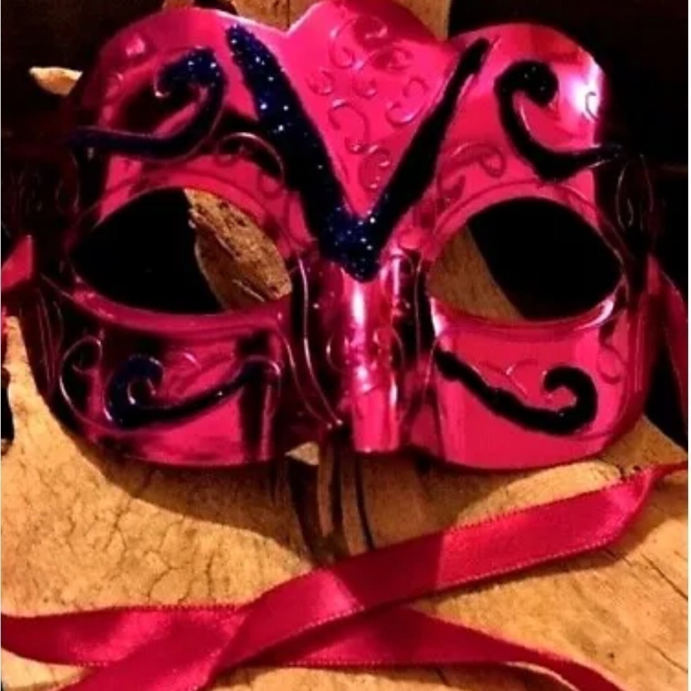Masquerade Mask Mirror Metallic Fuchsia  with Sequins and Ribbon’s OS